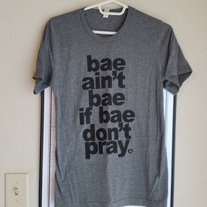 Pray shirt